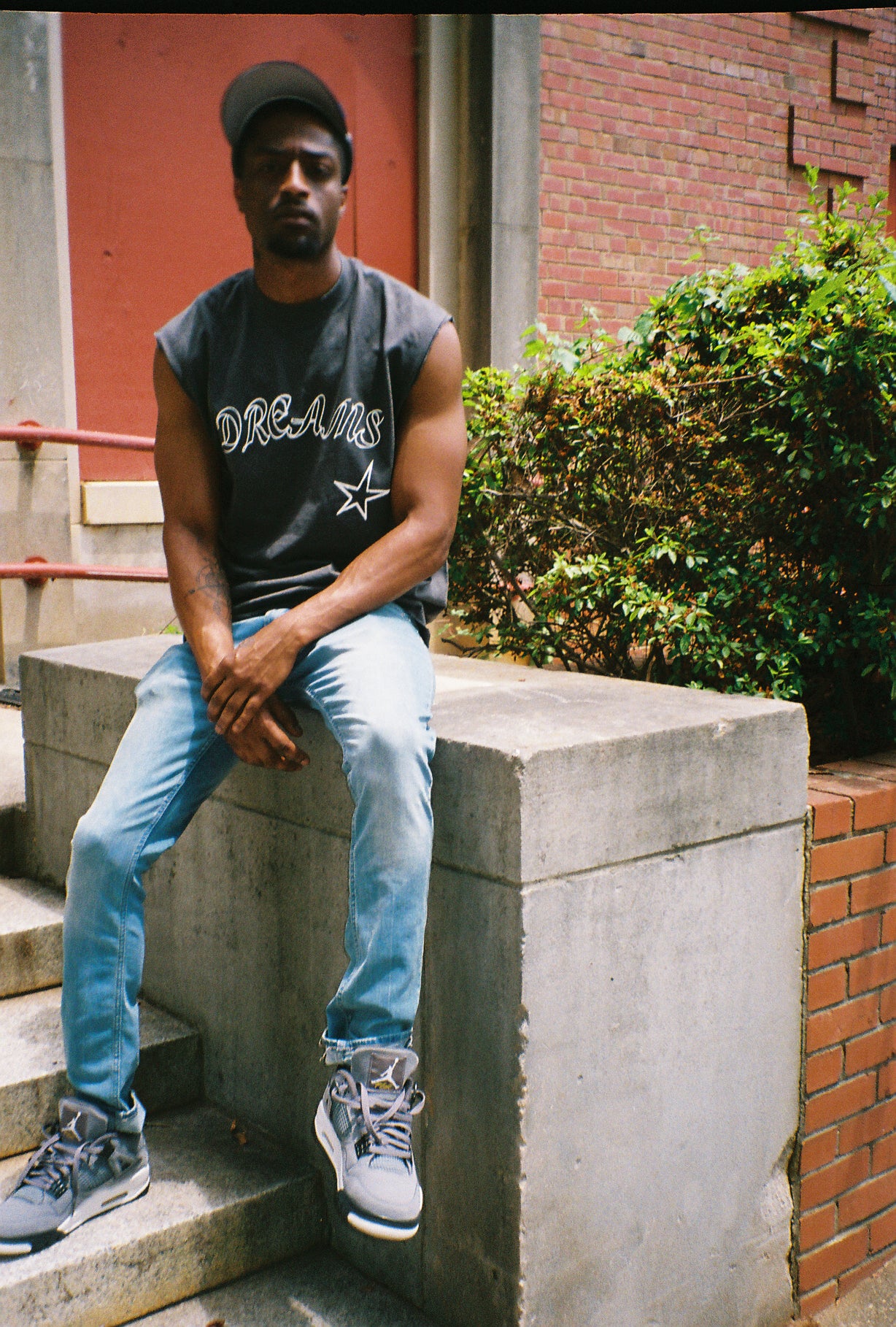 ‘Dreams’ Heavyweight Sleeveless Tee